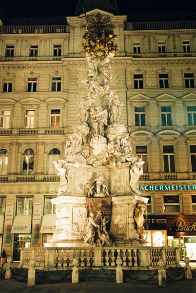 vienna202nightF1070005